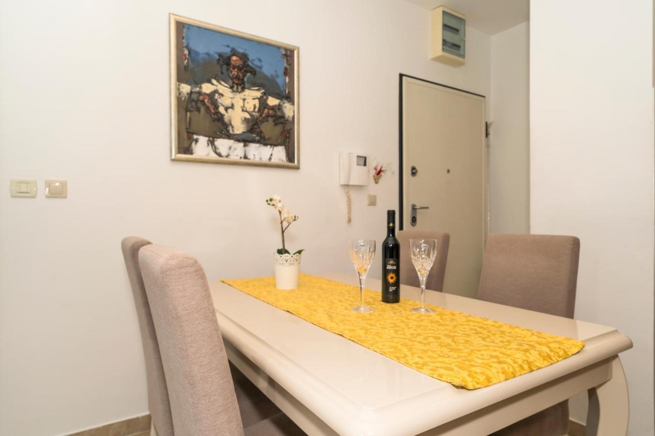 Luxury 1 Bedroom App Center&Balcony Free Parking Split Exterior foto